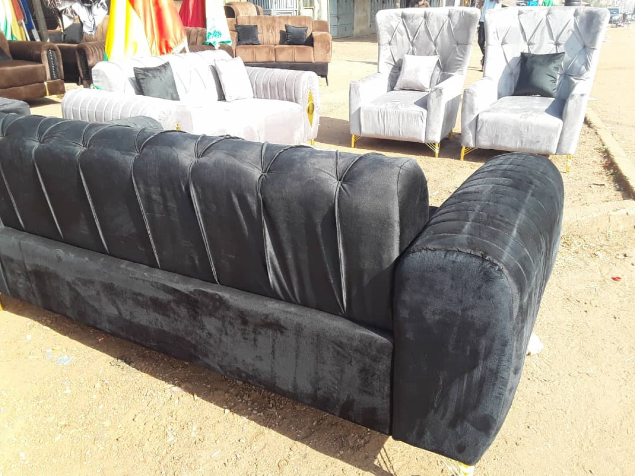 CANAPE MODERNE, Lits - Fauteuils, Conakry