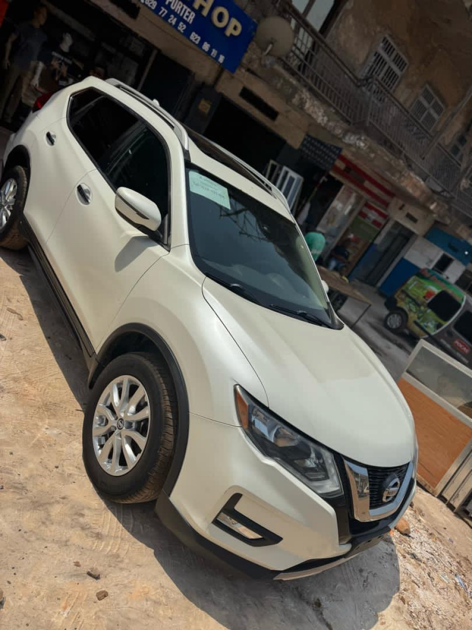 NISSAN ROGUE 2017, Voitures, Conakry