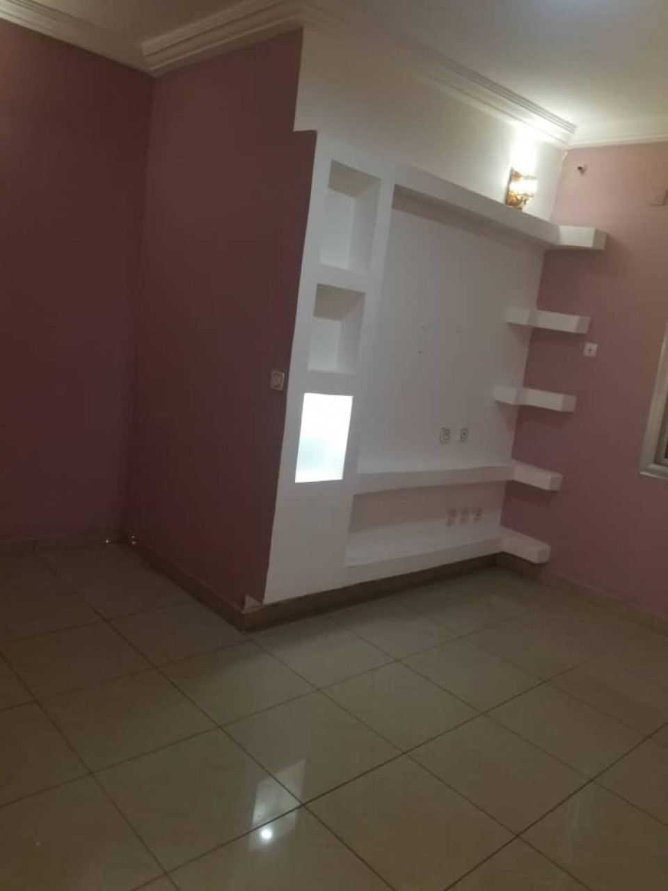 APPARTEMENT À LOUER À ENTA, Appartements, Conakry