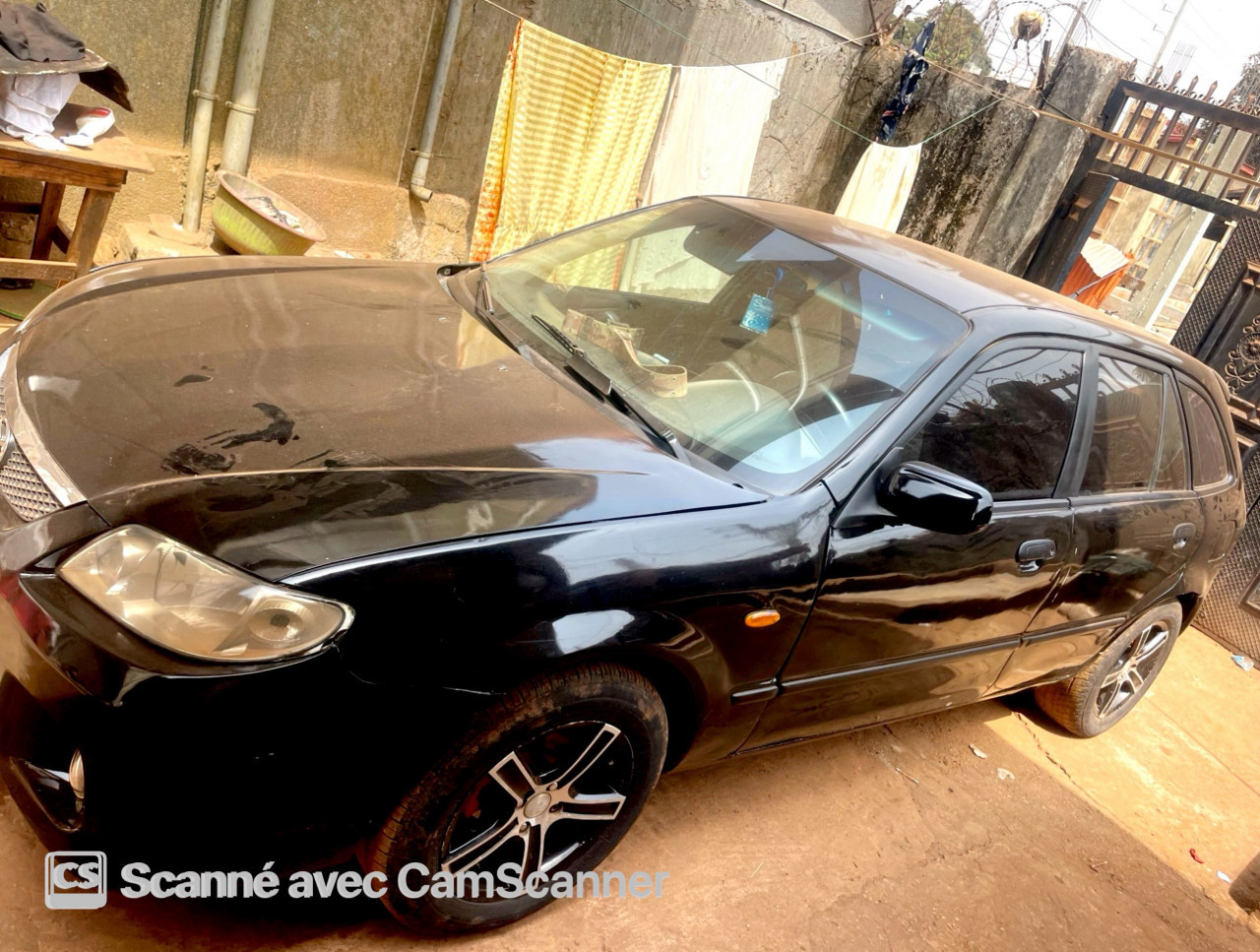 Mazda 323, Voitures, Conakry