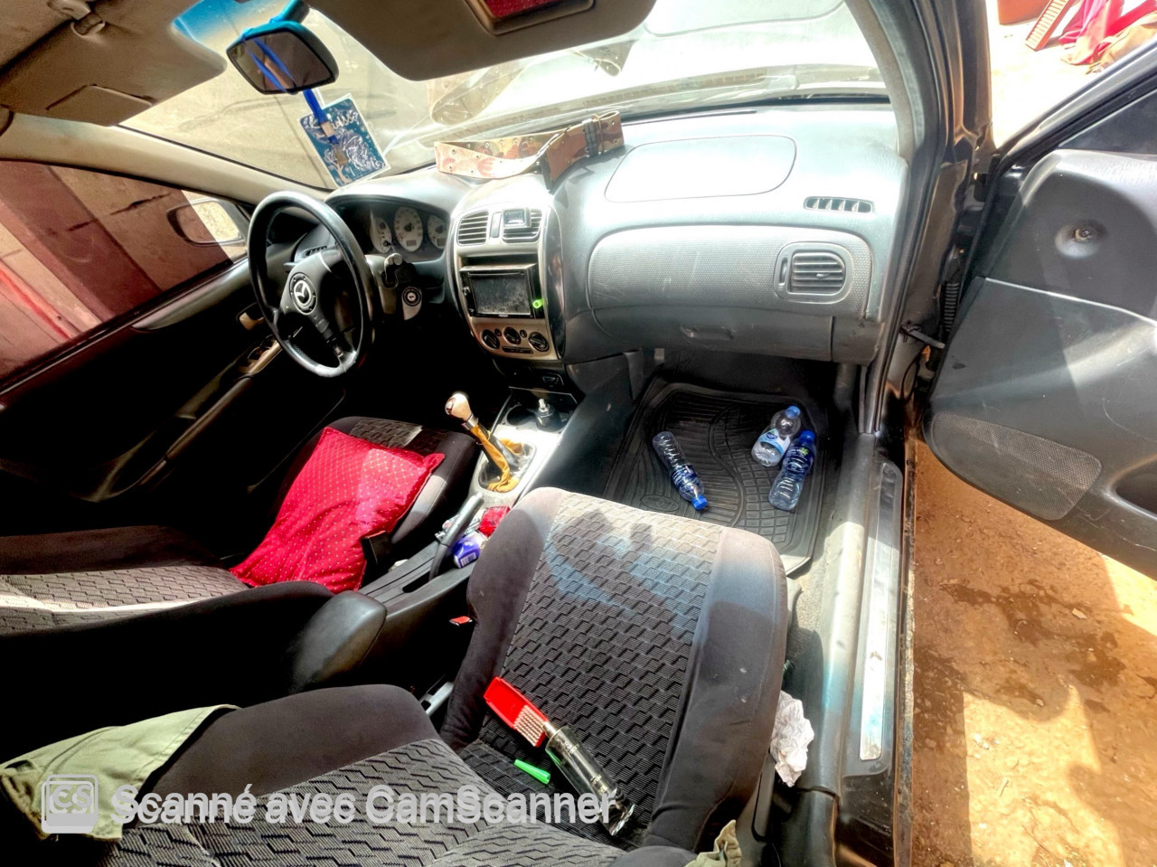 Mazda 323, Voitures, Conakry