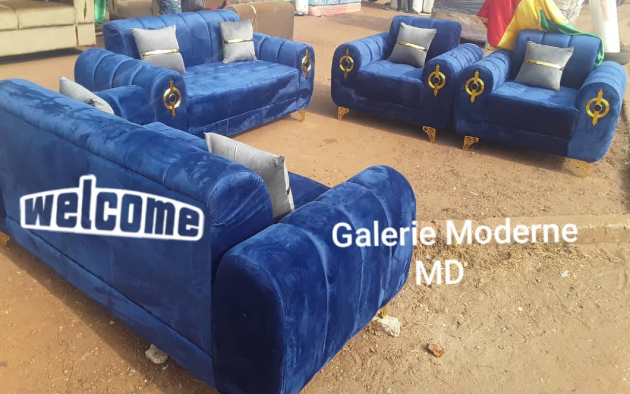 CANAPÉ MODERNE, Lits - Fauteuils, Conakry