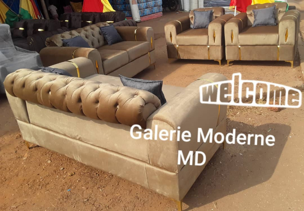 CANAPÉ MODERNE, Lits - Fauteuils, Conakry