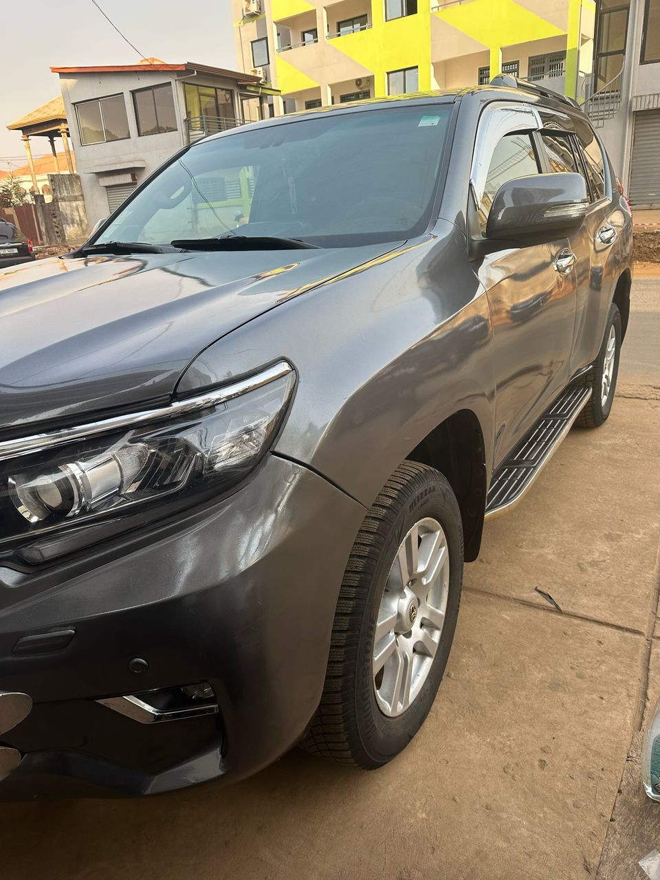 TOYOTA PRADO TXL, Voitures, Conakry