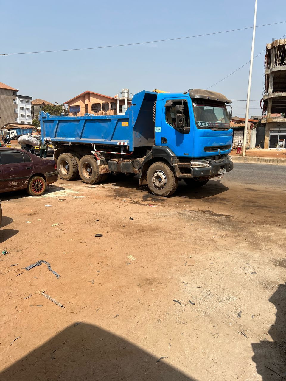 CAMION RENAULT KERAX 10 roues, Camions - Autobus, Conakry