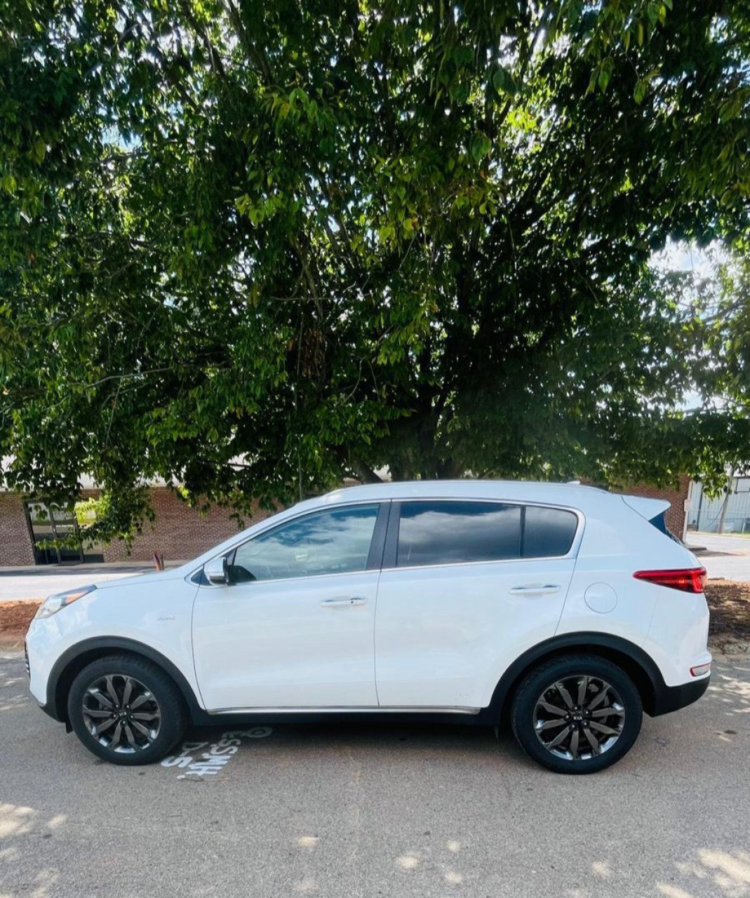 KIA SPORTAGE AUTOMATIQUE SORTIE PORT, Voitures, Conakry