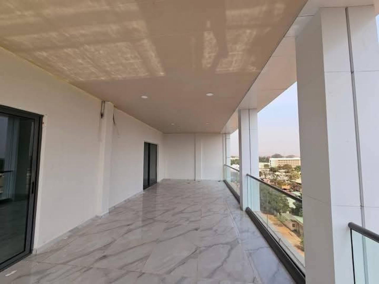 APPARTEMENT À LOUER À CAMAYENNE, Autres Immobiliers, Conakry