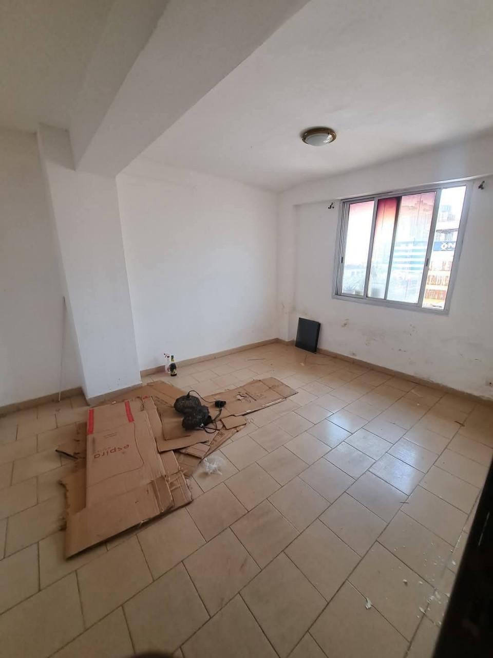 APPARTEMENT À LOUER À KALOUM, Appartements, Conakry