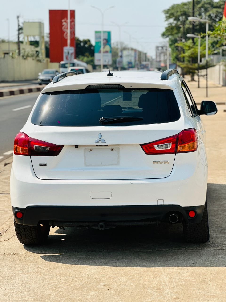 Mitsubishi RVR 2013, Voitures, Conakry