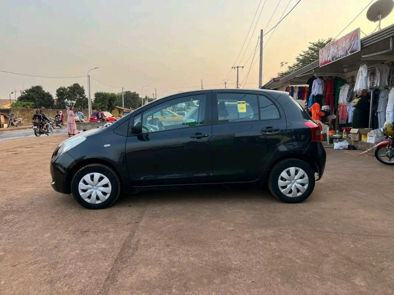 Toyota Yaris, Voitures, Conakry