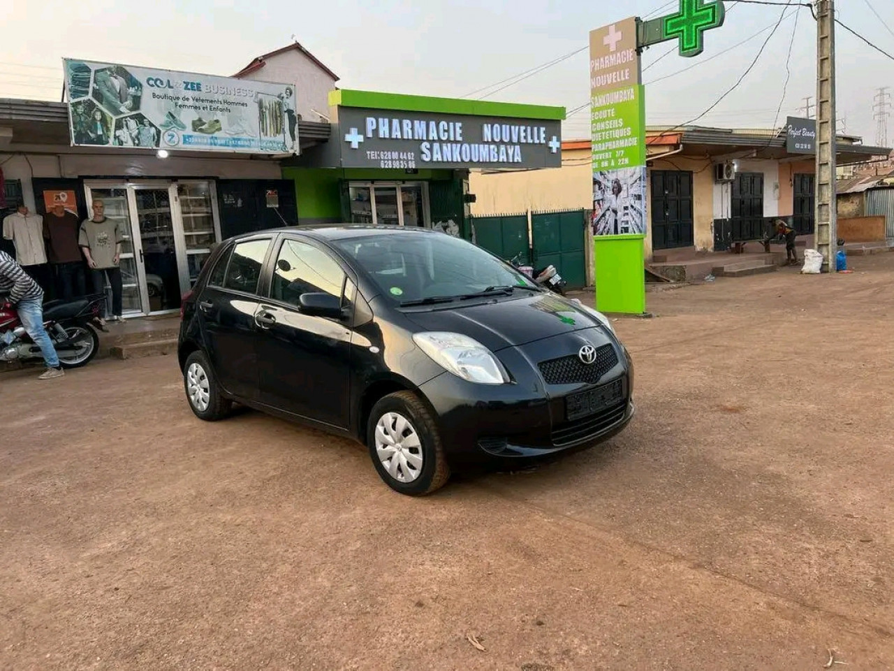 Toyota Yaris, Voitures, Conakry