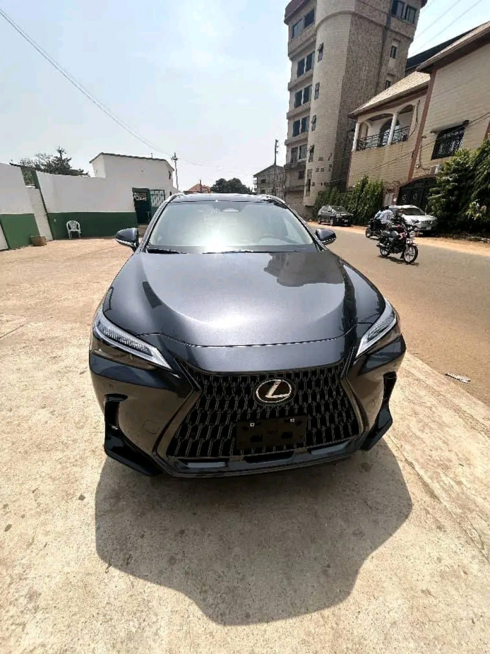 Lexus NX350, Voitures, Conakry