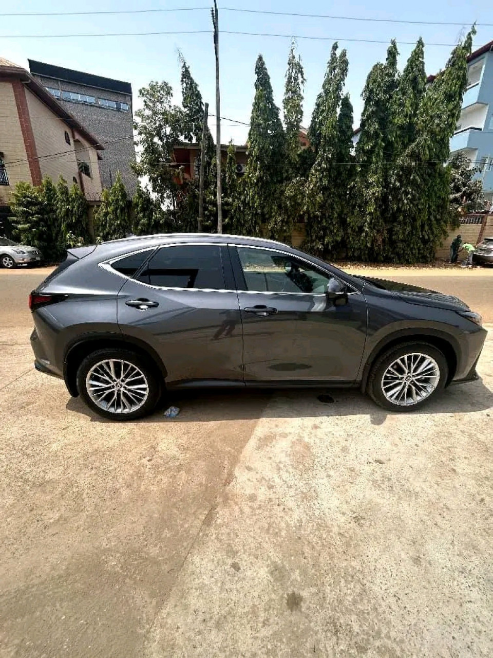 Lexus NX350, Voitures, Conakry