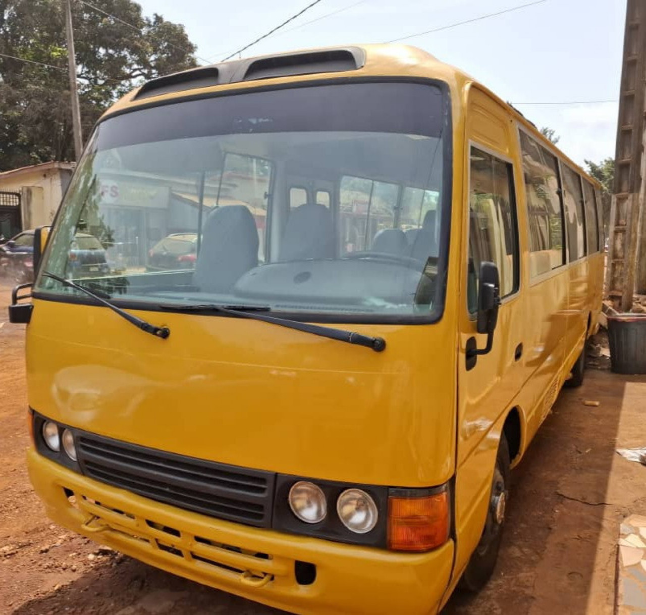 BUS TOYOTA COASTAR 32 PLACES CLIMATISÉE SORTIE PORT, Camions - Autobus, Conakry