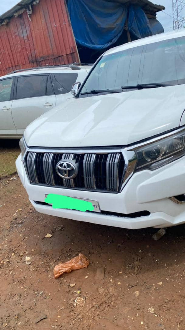 TOYOTA LAND CRUISER PRADO TXL, Voitures, Conakry