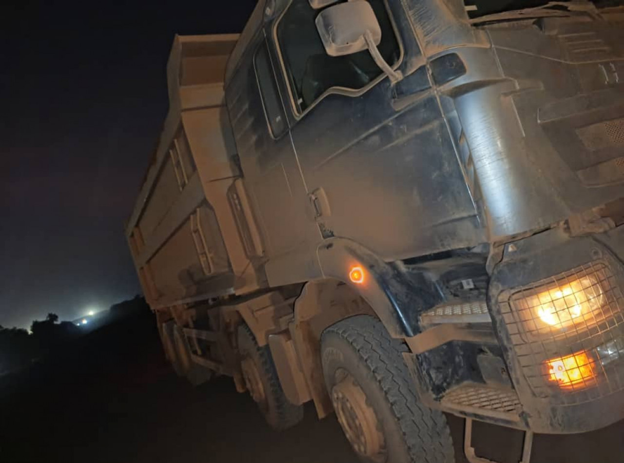 UN CAMION HOWO 12 ROUES SORTIE D'USINE, Camions - Autobus, Conakry