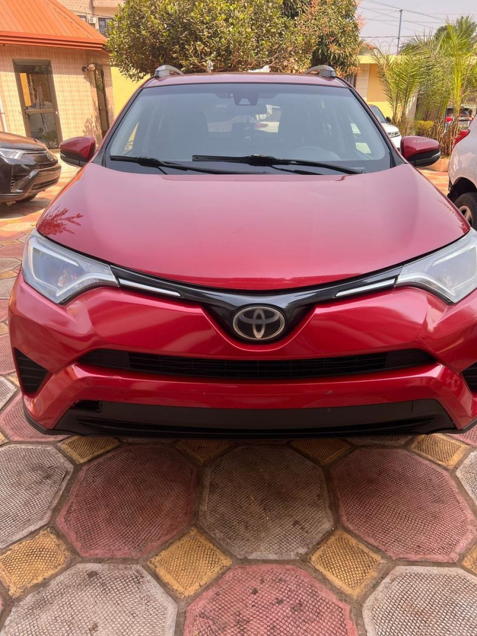 Toyota RAV4 2017, Voitures, Conakry