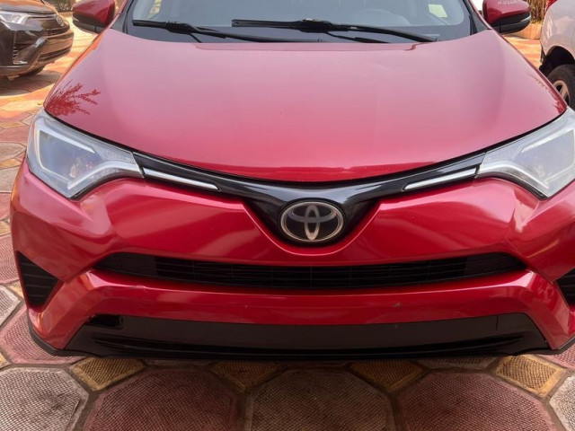 Toyota RAV4 2017, Voitures, Conakry