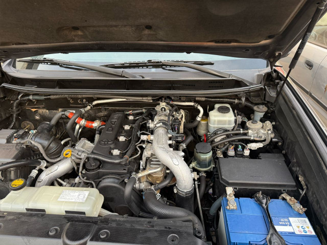 TOYOTA PARDO LAND CRUISER DIESEL SORTIE PORT, Voitures, Conakry