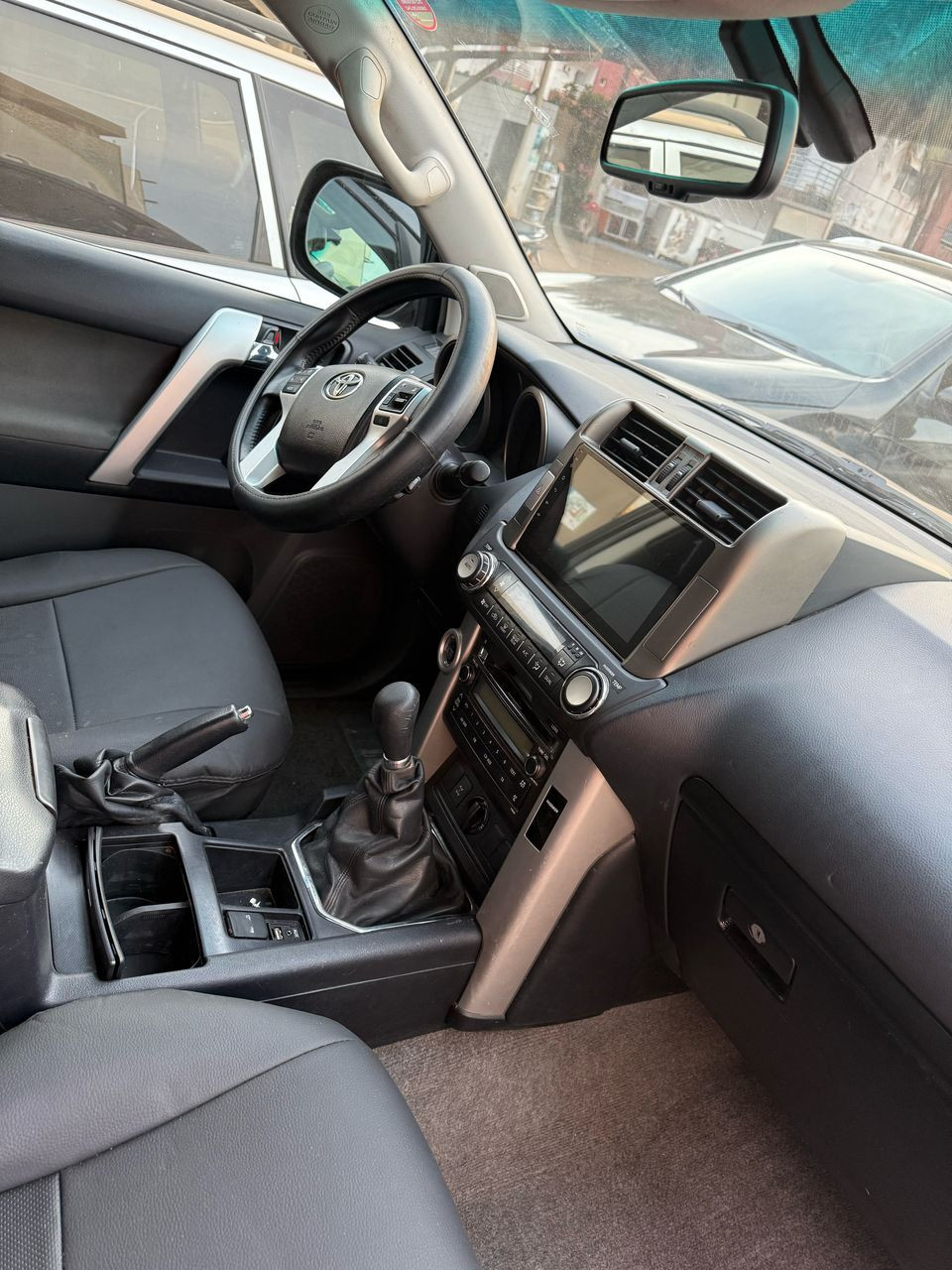 TOYOTA PARDO LAND CRUISER DIESEL SORTIE PORT, Voitures, Conakry