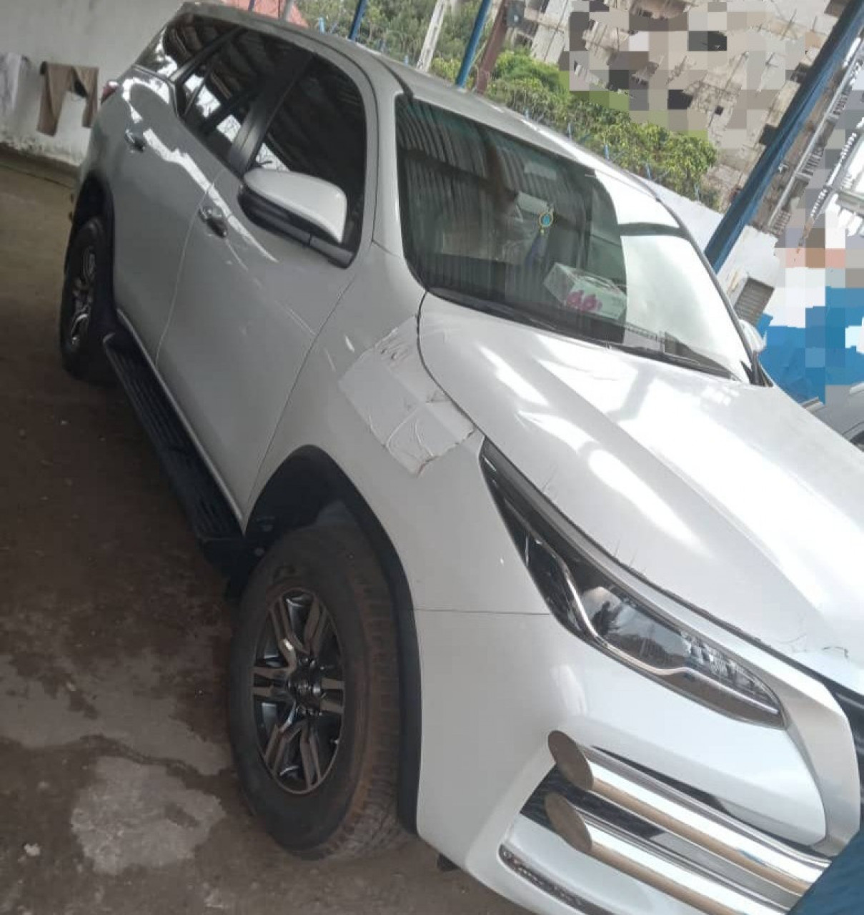 TOYOTA FORTUNER SORTIE D'USINE ANNÉE 2024 AUTOMATIQUE E, Voitures, Conakry
