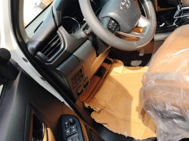 TOYOTA FORTUNER SORTIE D'USINE ANNÉE 2024 AUTOMATIQUE E, Voitures, Conakry