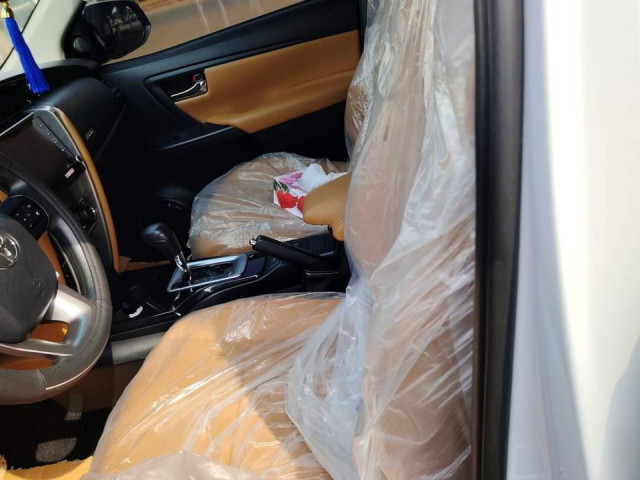 TOYOTA FORTUNER SORTIE D'USINE ANNÉE 2024 AUTOMATIQUE E, Voitures, Conakry