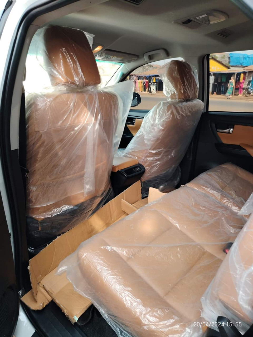 TOYOTA FORTUNER SORTIE D'USINE ANNÉE 2024 AUTOMATIQUE E, Voitures, Conakry