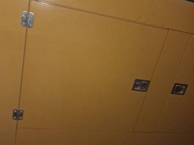 VENTE d'un ๐๐ ๐ ๐๐จ๐๐๐ ๐ฅ+9 A Kaloum, Autres Immobiliers, Conakry