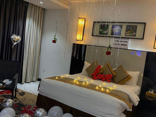 Décoration chambre amoureuse , etc.. WhatsApp 664449336, Commerces à Vendre, Conakry