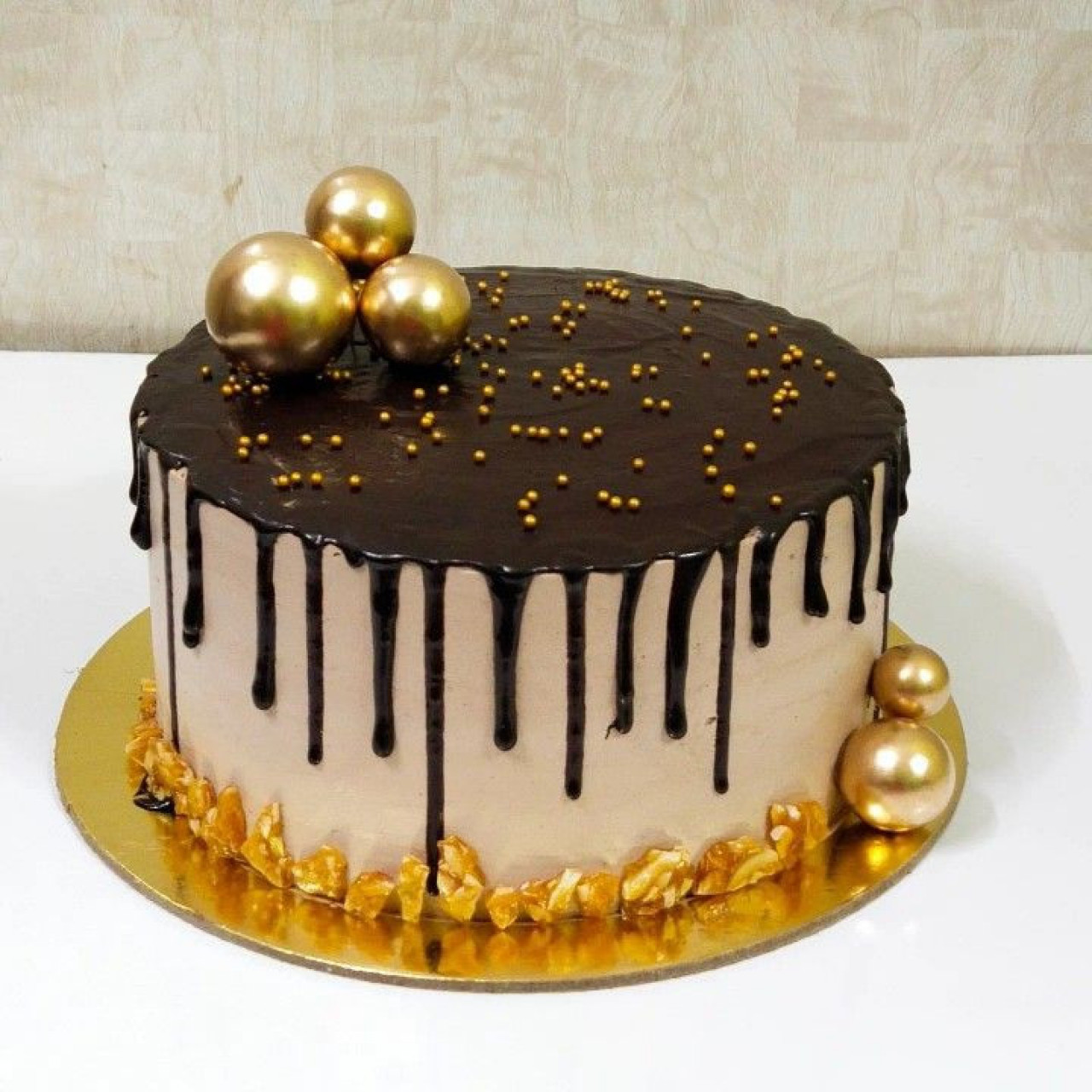 Gâteaux anniversaire, Commerces à Vendre, Conakry
