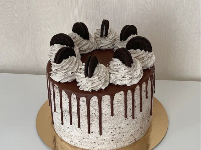 Gâteaux anniversaire, Commerces à Vendre, Conakry