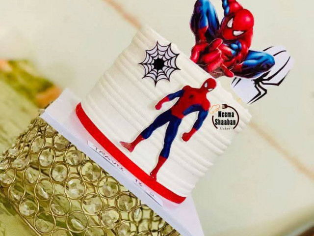 Gâteaux anniversaire, Commerces à Vendre, Conakry