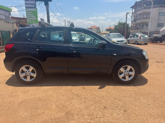 Nissan Quasquai, Voitures, Conakry