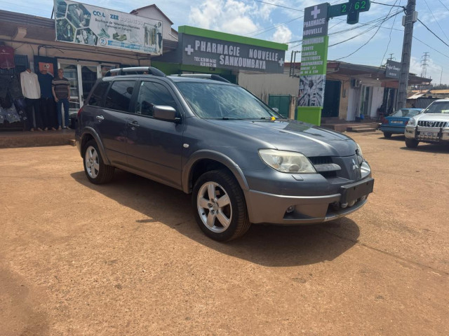 Mitsubushi outlander, Voitures, Conakry