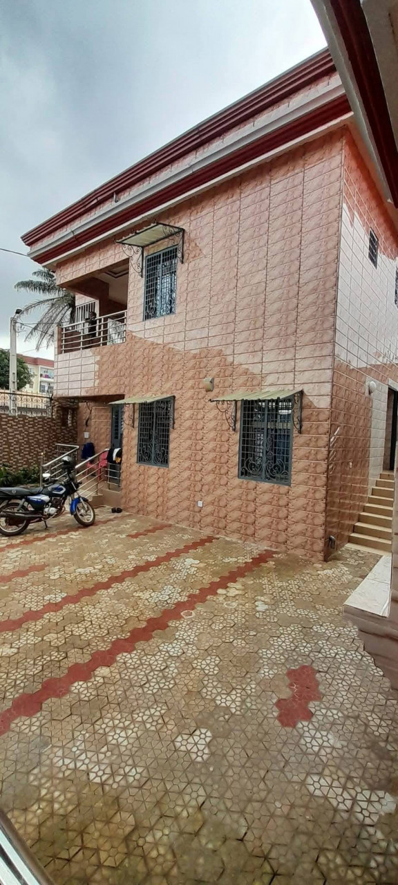 Vente d'un Somptueux Duplex sis à  #Tombolia, Maisons, Conakry
