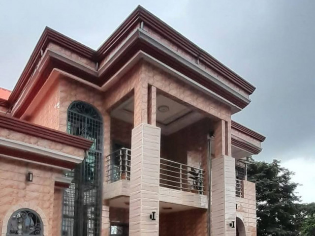 Vente d'un Somptueux Duplex sis à #Tombolia, Maisons, Conakry