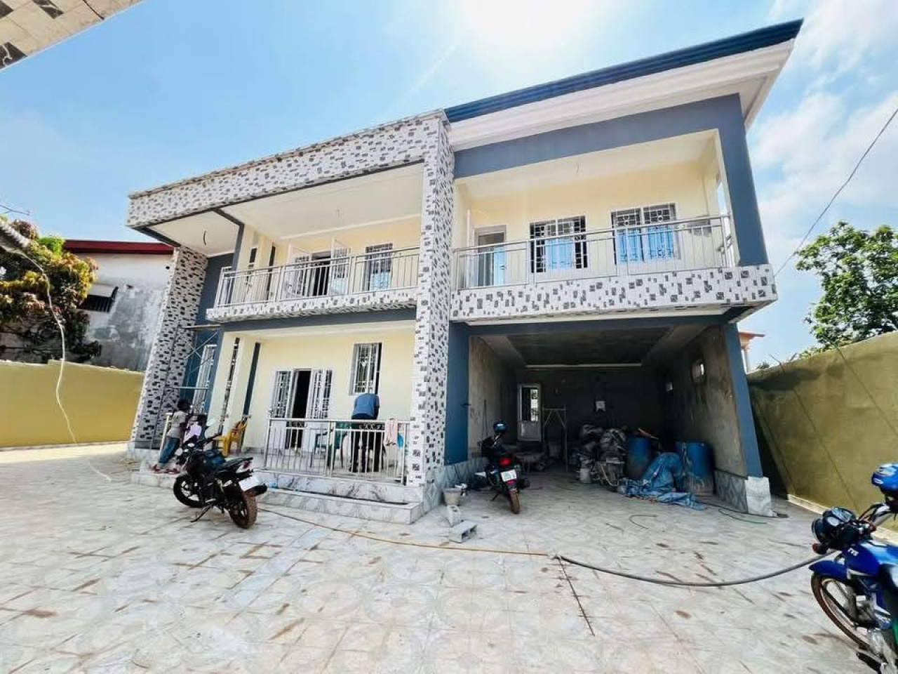 𝘃𝗲𝗻𝘁𝗲 𝗱'𝘂𝗻 #𝗱𝘂𝗽𝗹𝗲𝘅 𝘀𝗶𝘀 à #𝗟𝗮𝗺𝗯𝗮𝗻𝗴𝗻𝘆, Maisons, Conakry