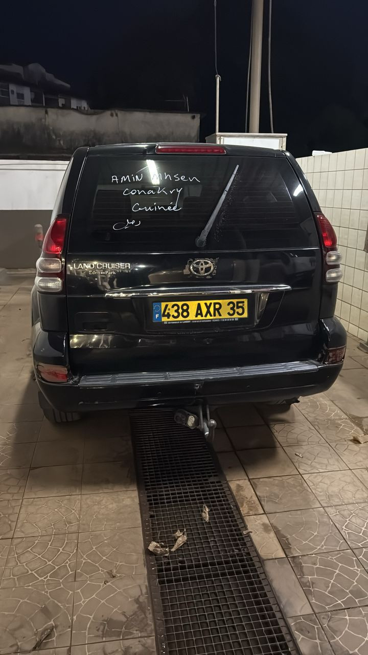 TOYOTA LAND CRUISER, Voitures, Conakry