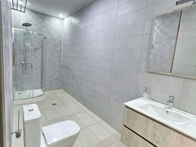 Vente d’une villa de haut standing à Coyah doumbouyah, Maisons, Conakry