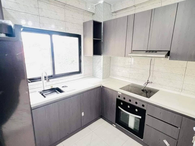 Location dโun immeuble R +6 De haut standing ร kipรฉ, Locaux Commerciaux, Conakry