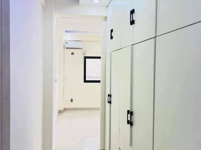 Location dโun immeuble R +6 De haut standing ร kipรฉ, Locaux Commerciaux, Conakry