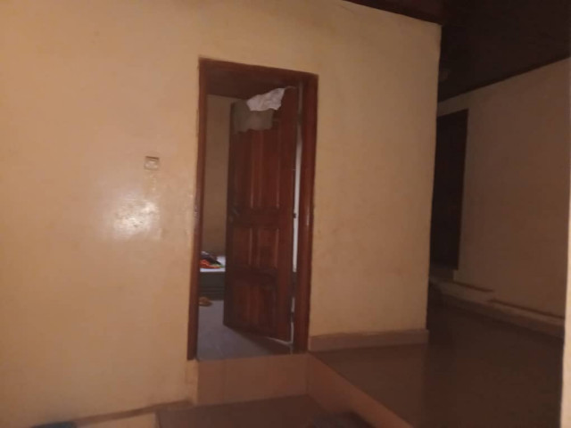 Maison a vendre a coyah Bentourayah, Maisons, Coyah