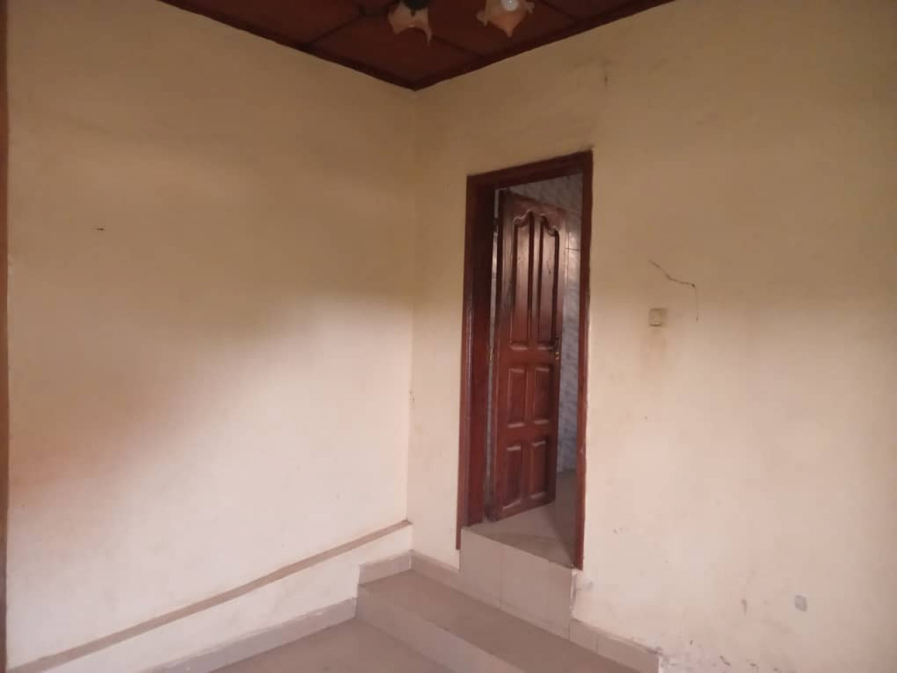 Maison a vendre a coyah Bentourayah, Maisons, Coyah