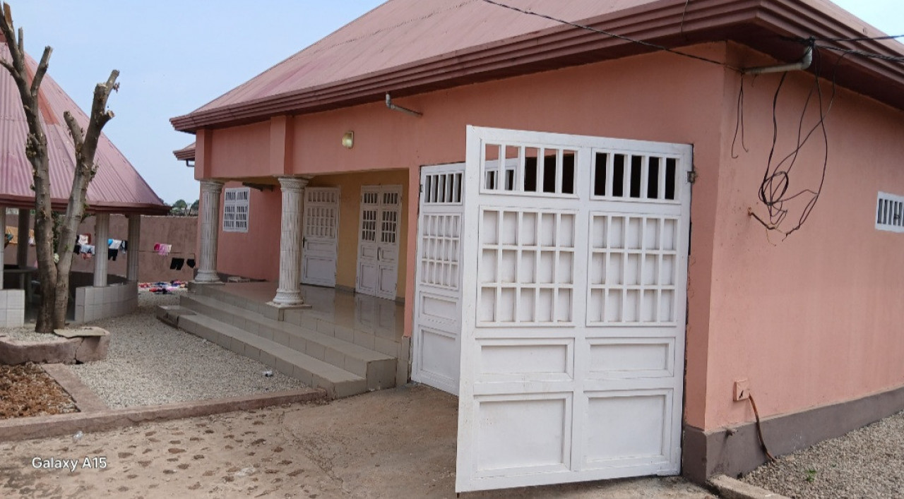 Villa a vendre à coyah lefouredaha, Maisons, Conakry