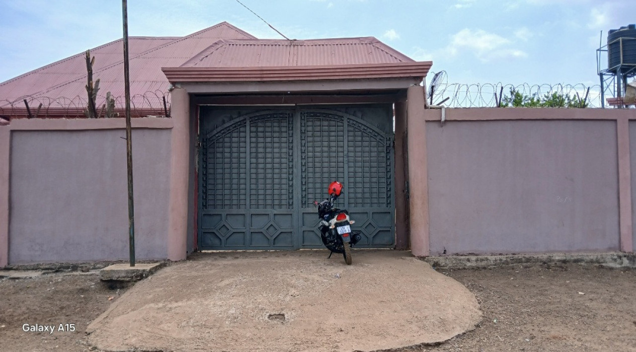 Villa a vendre à coyah lefouredaha, Maisons, Conakry
