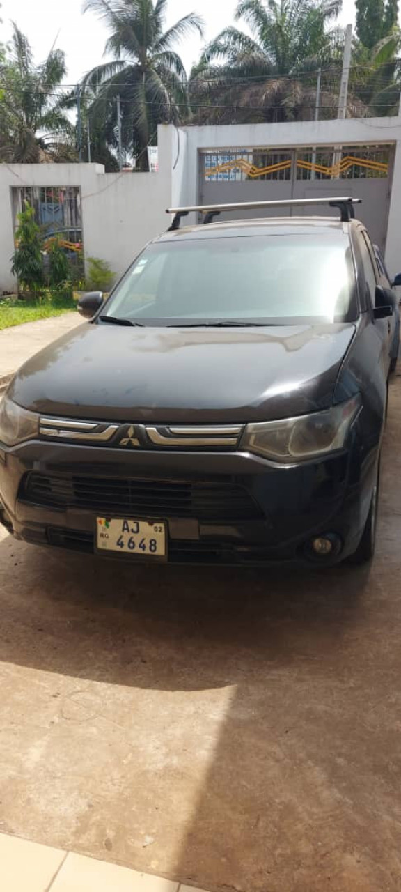 Mitsubishi Outlander, Voitures, Conakry