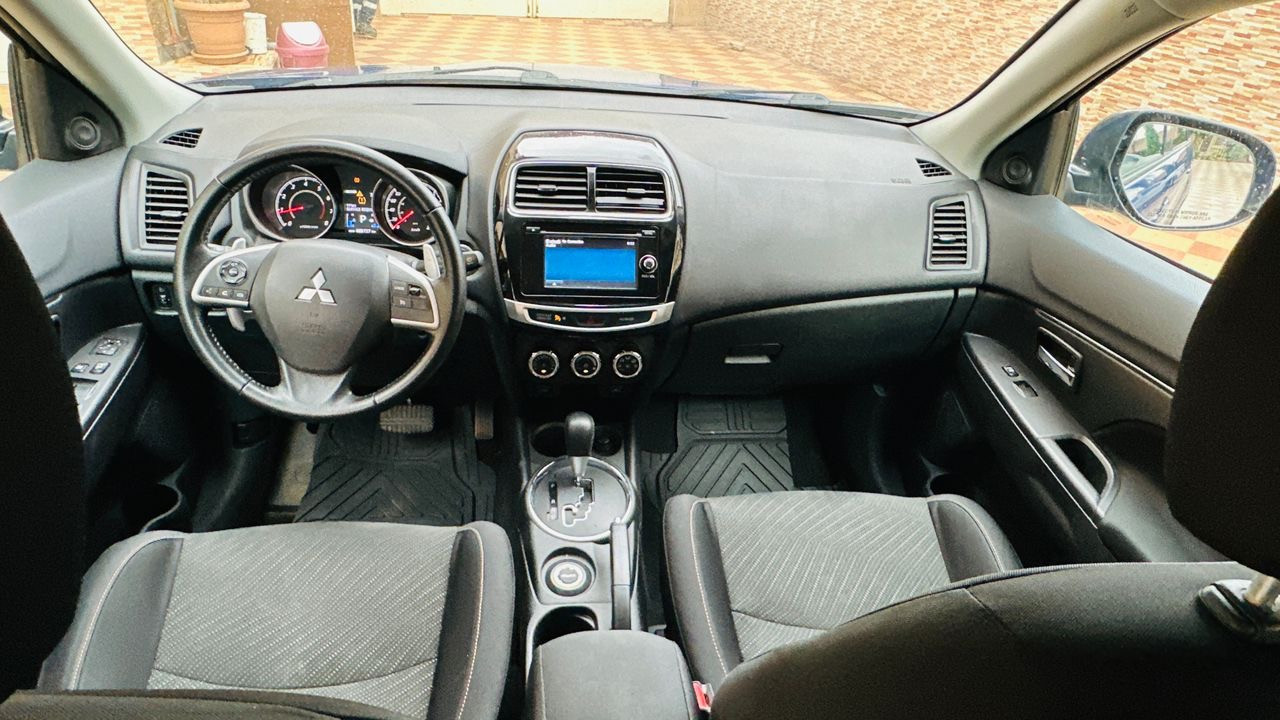 Mitsubishi RVR, Voitures, Conakry