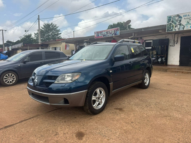 Mitsubushi outlander, Voitures, Conakry