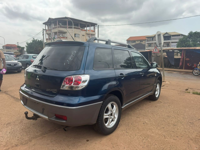 Mitsubushi outlander, Voitures, Conakry